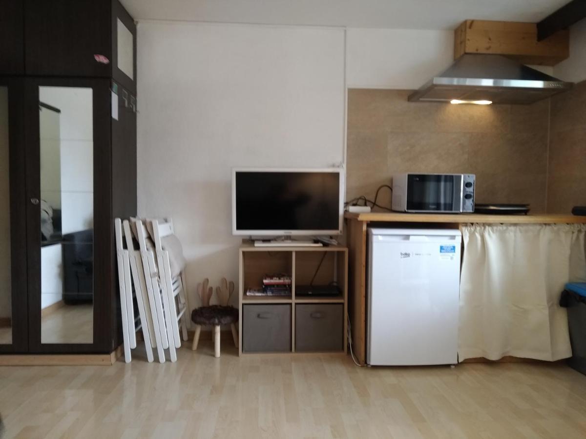 Studio Appartement Avec Piscine, Ski Porte Du Soleil Morgins, Ps3 Games, Wash & Bring Sheets المظهر الخارجي الصورة